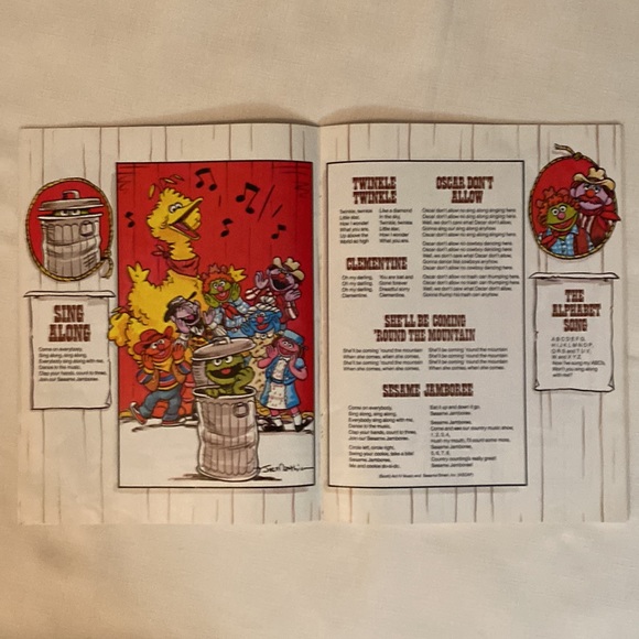 Vintage Sesame Street Live! Program - Picture 3 of 9